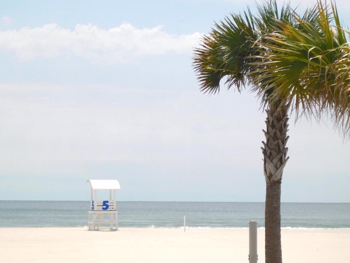 Budget Friendly Condo Within Walking Distance To The Beach! Gulf Shores Luaran gambar